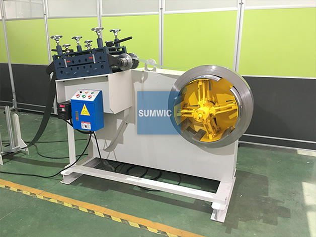 cut to length line machine hole degree SUMWIC Machinery Brand company